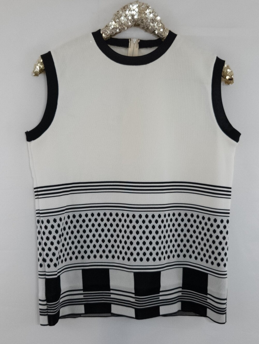 Vintage 60s 70s Donovan Galvani Womens Black White Geometric Knit Top Op Art Mod